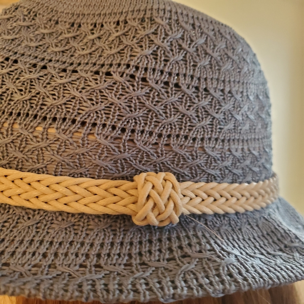 Stylish Packable Blue Hat - Picture 3 of 8